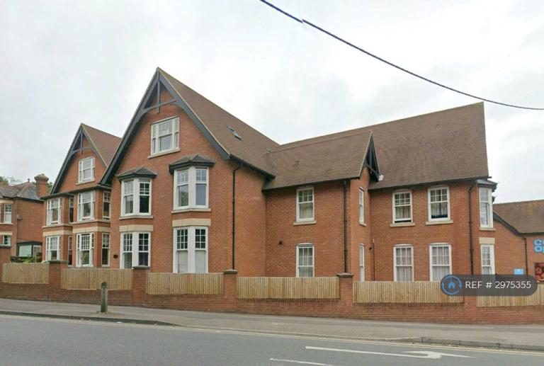 Flat Sturry Hill in Canterbury