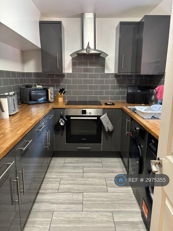 Flat Sturry Hill in Canterbury