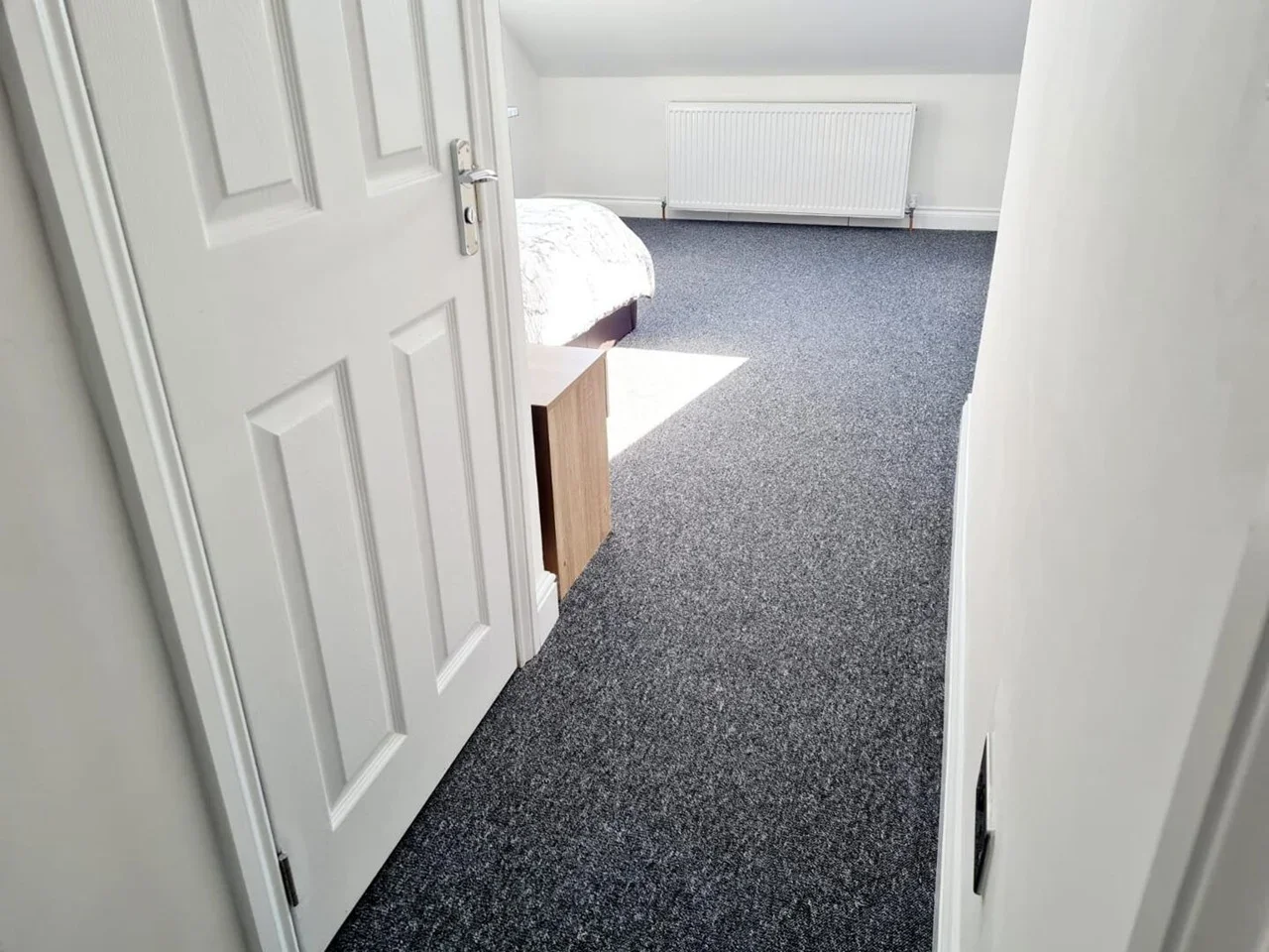 Room Brixton Road in Watford