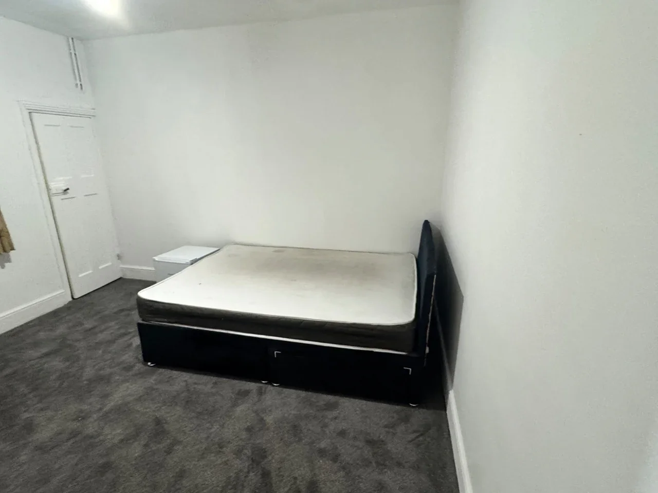 Room Pagitt Street in Chatham