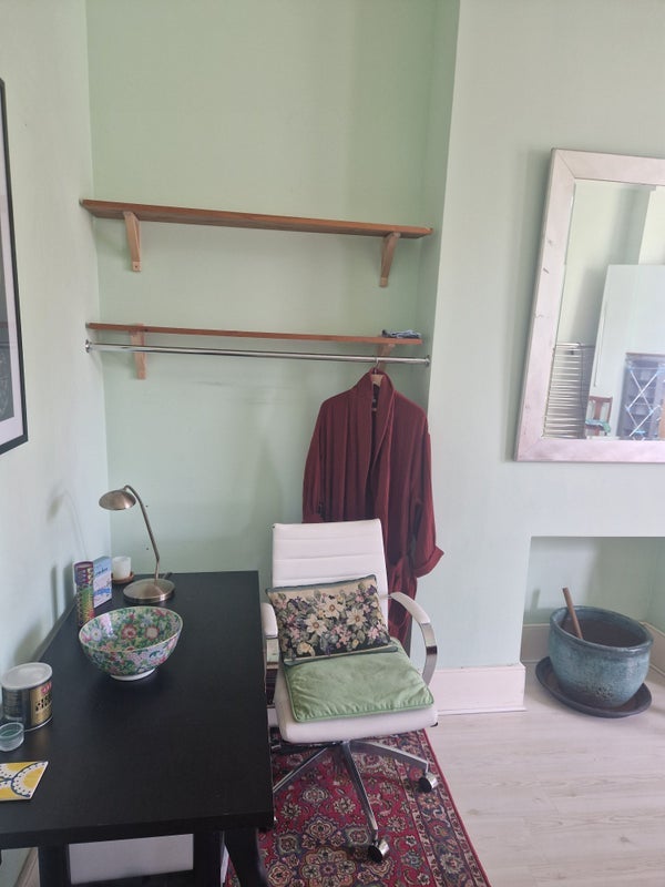 Room Gaisford Street in Greater London