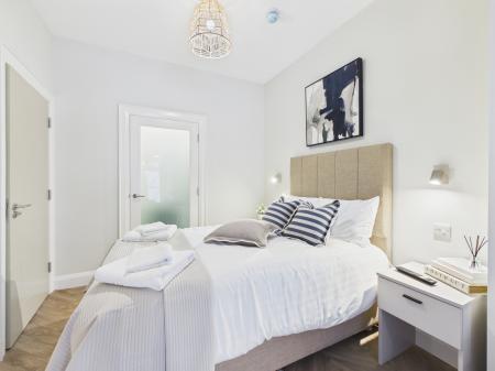 Room Ashley Avenue in Belfast