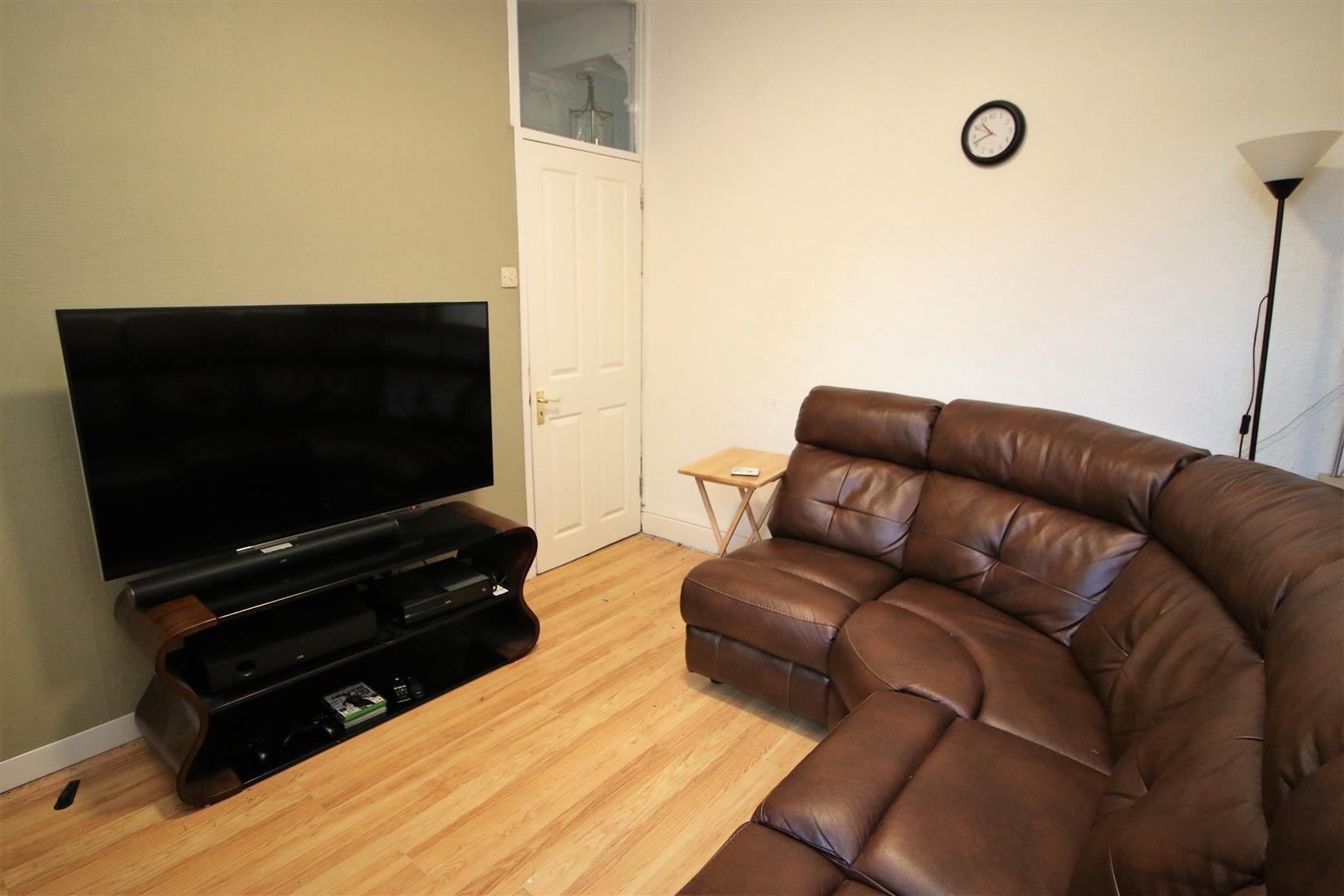 Flat Wyresdale Road in Lancaster