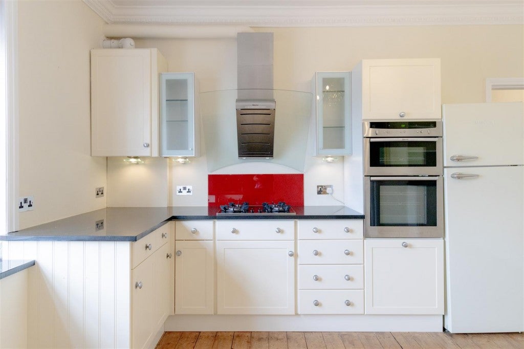 Flat Montpellier Spa Road in Cheltenham