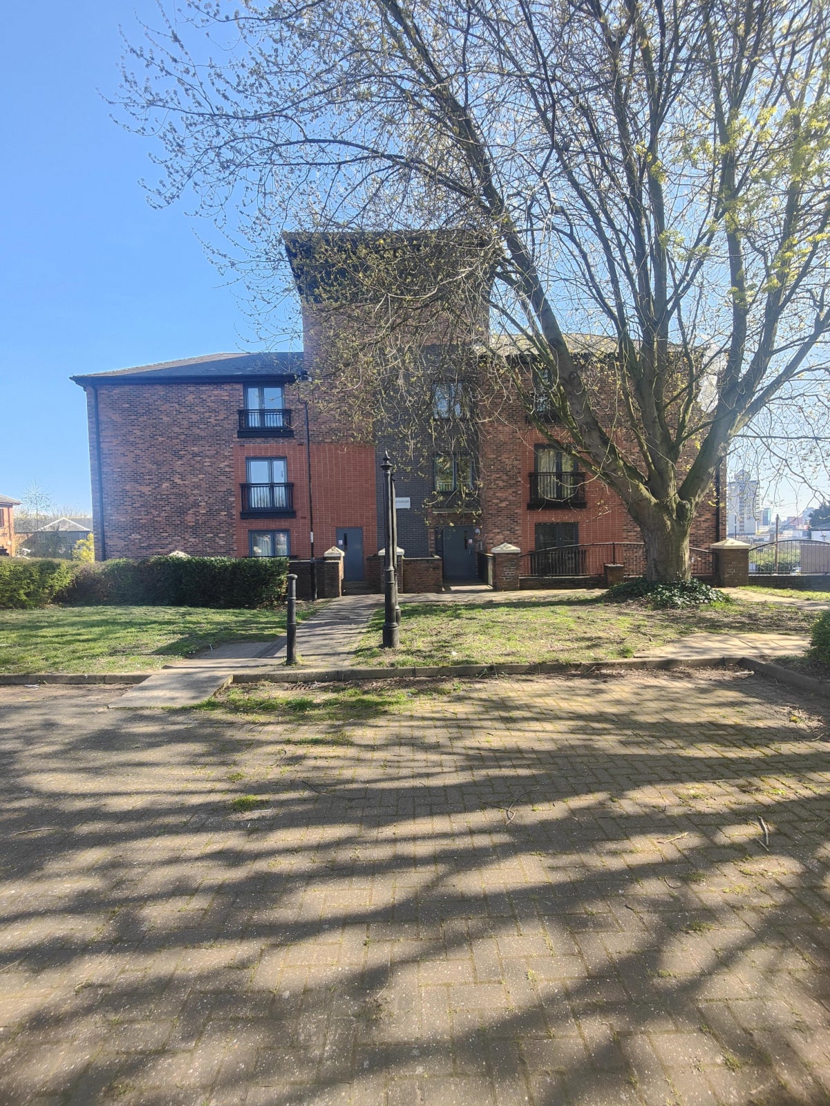 Flat St Nicholas Street in Coventry