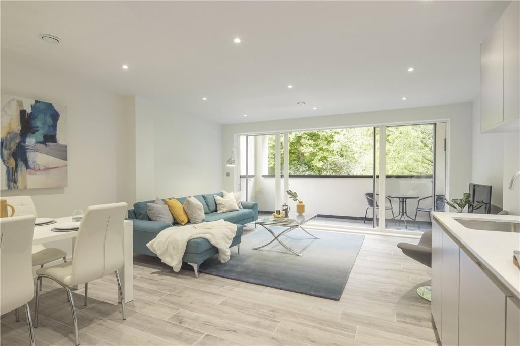 Flat Madingley Road in Cambridge