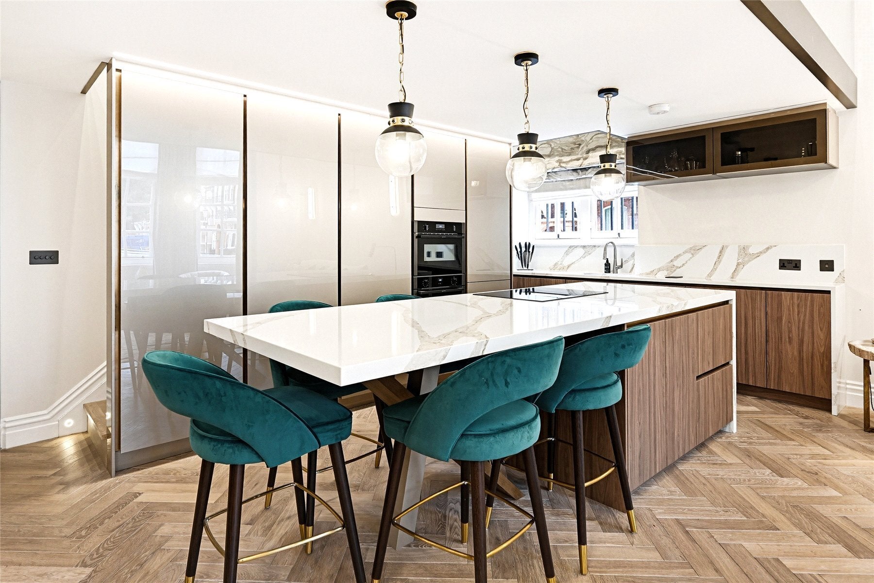 Flat Cadogan Square in Greater London