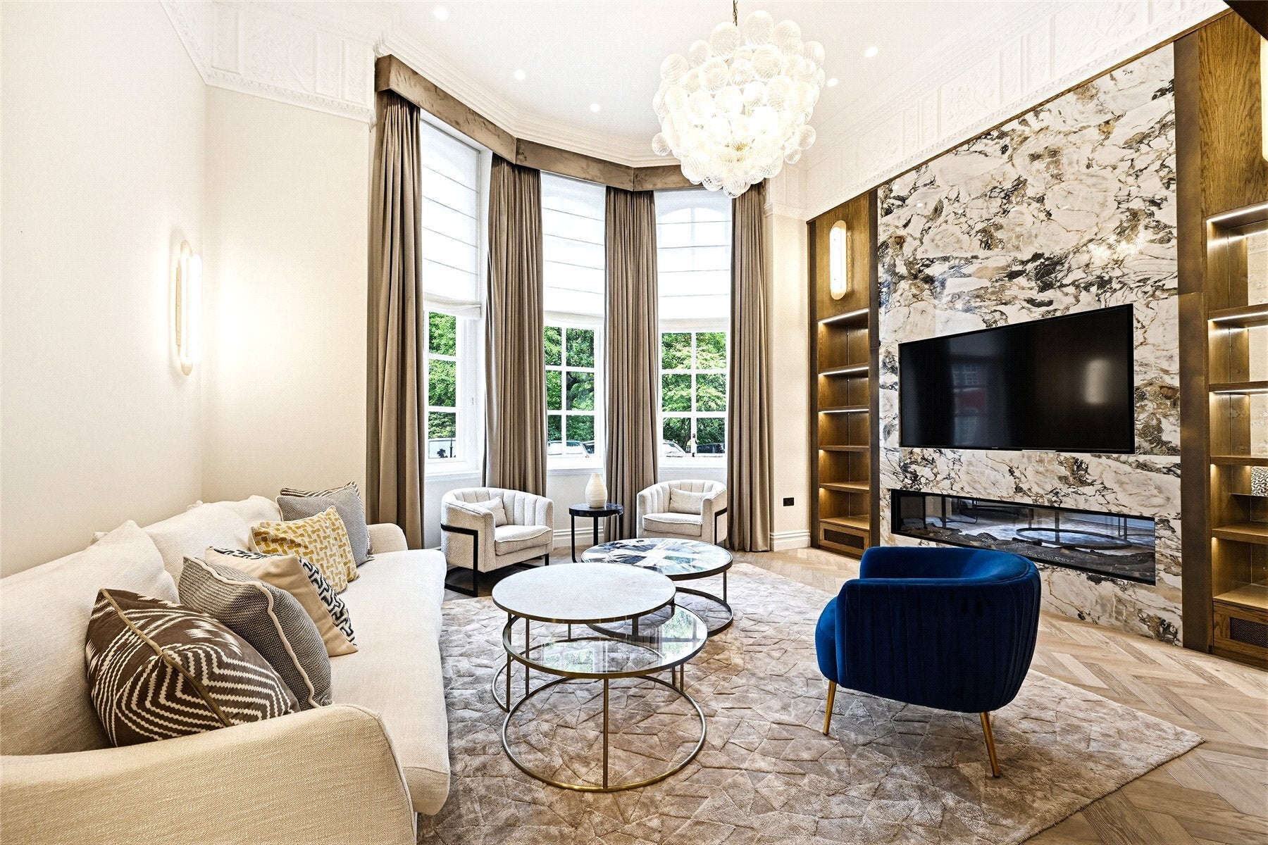 Flat Cadogan Square in Greater London