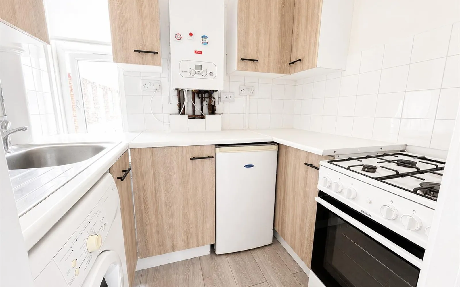 Flat Brixton Hill in Greater London