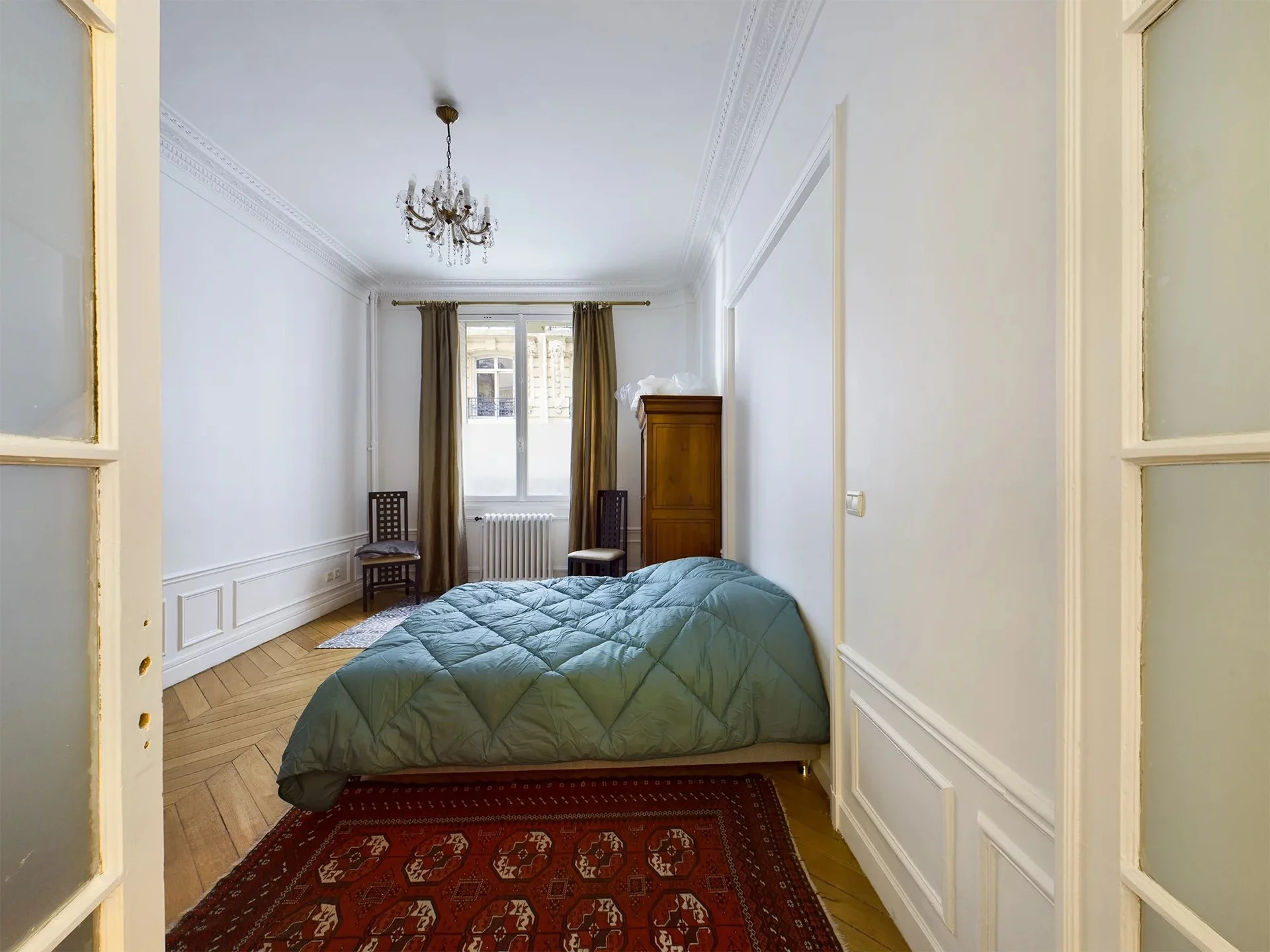 Flat Square de Tocqueville in Paris