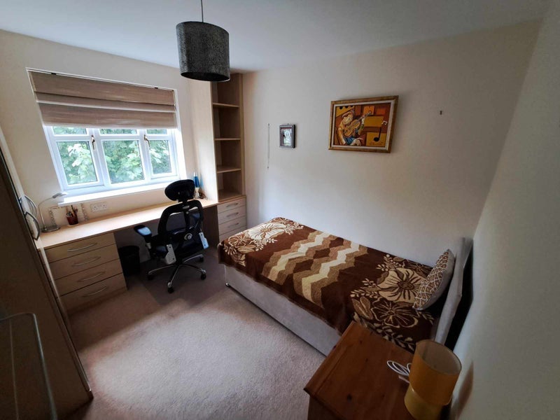 Room Birch End in Warwick