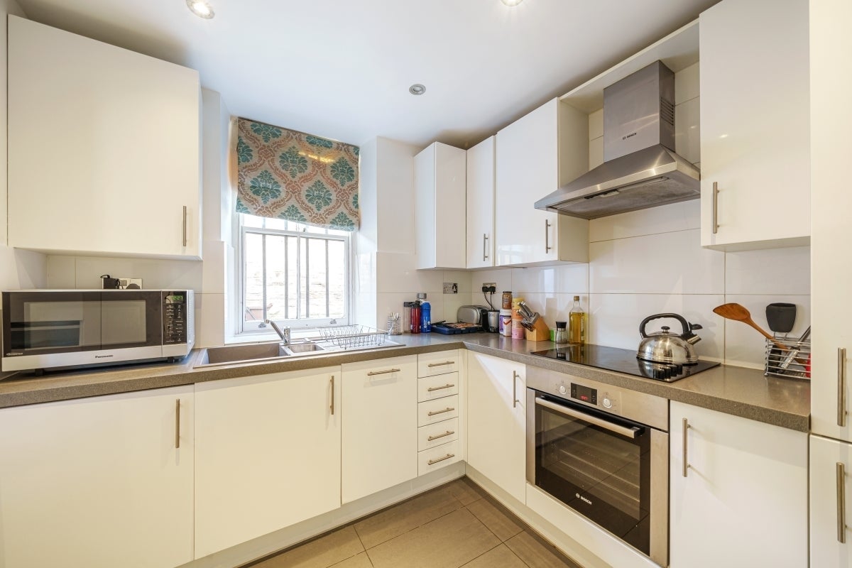 Flat Priory Road in Greater London