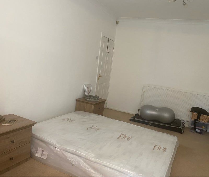 Room Smithfield Road in White Waltham
