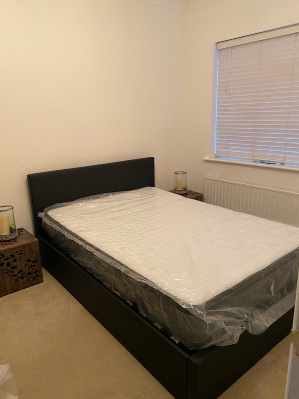 Room Smithfield Road in White Waltham