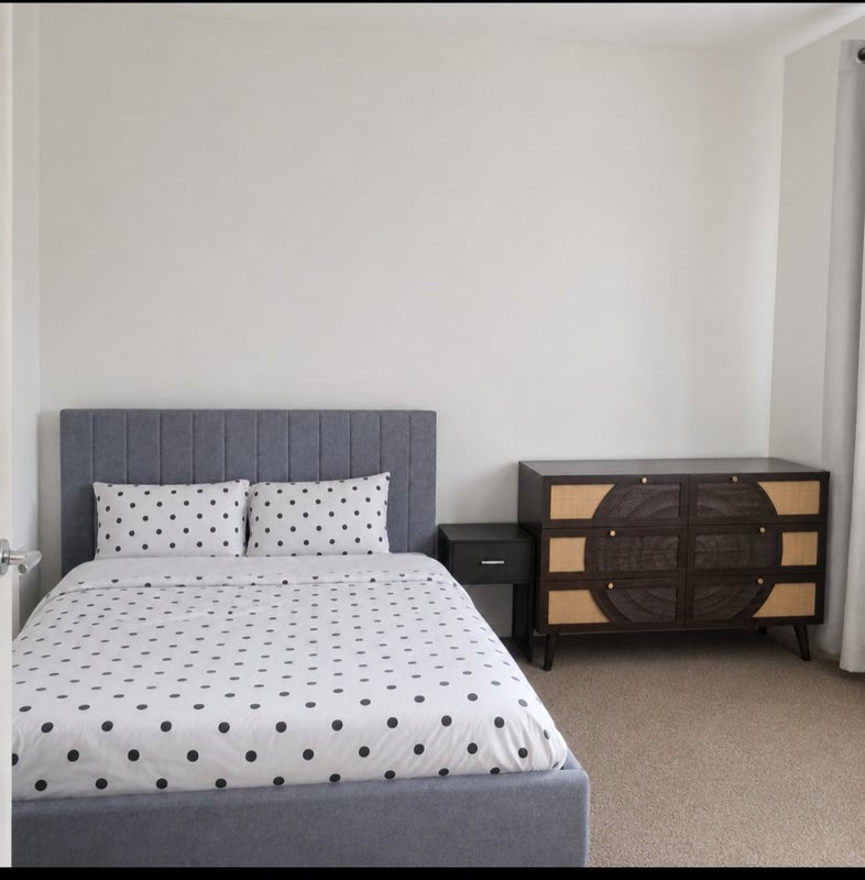 Room Spring View Road in Sheffield