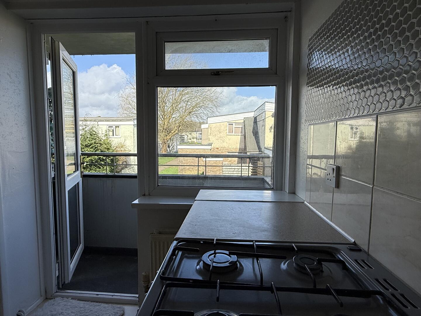 Flat Tairfelin in Bridgend