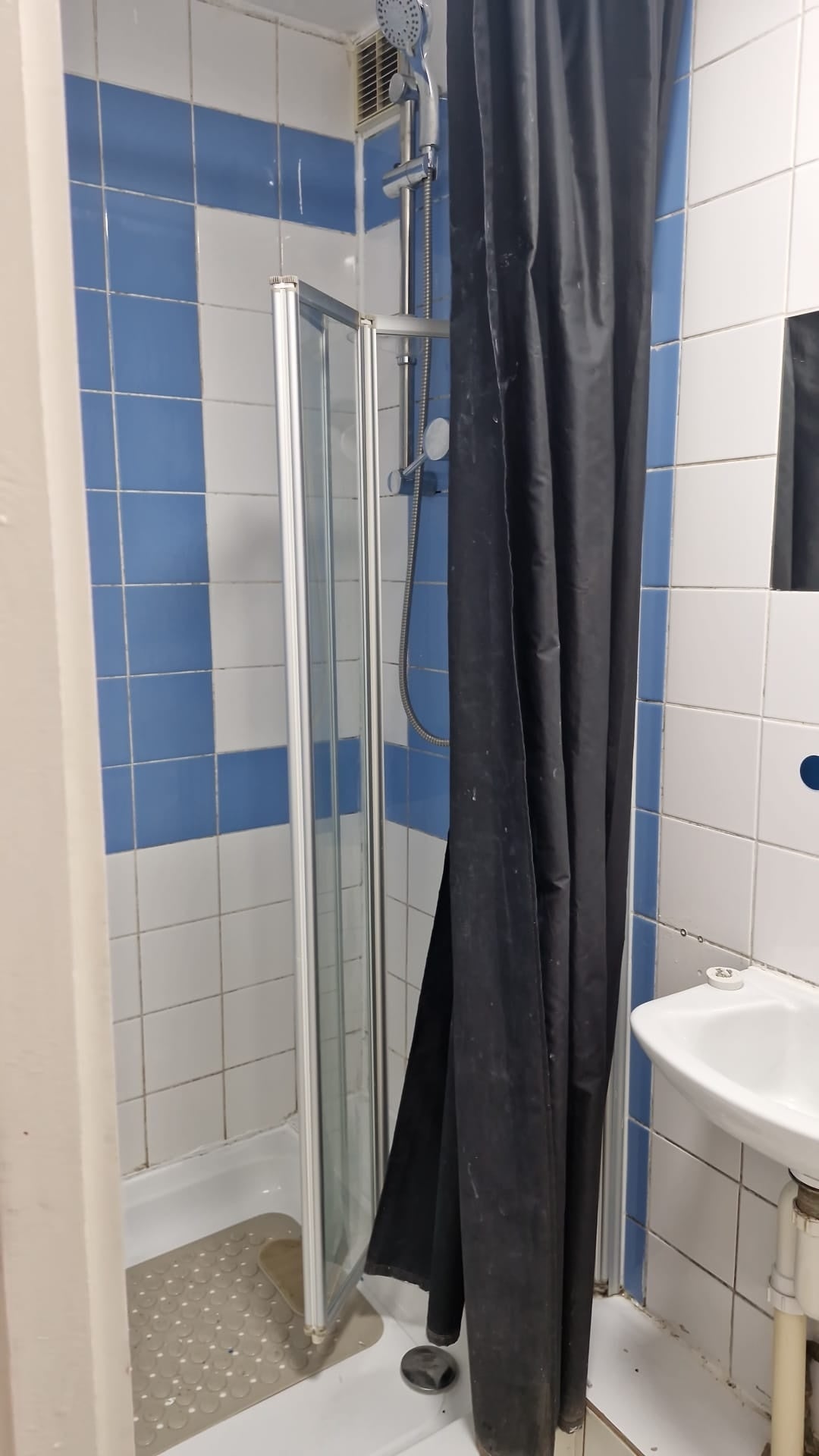 Flat Kent Close in Greater London