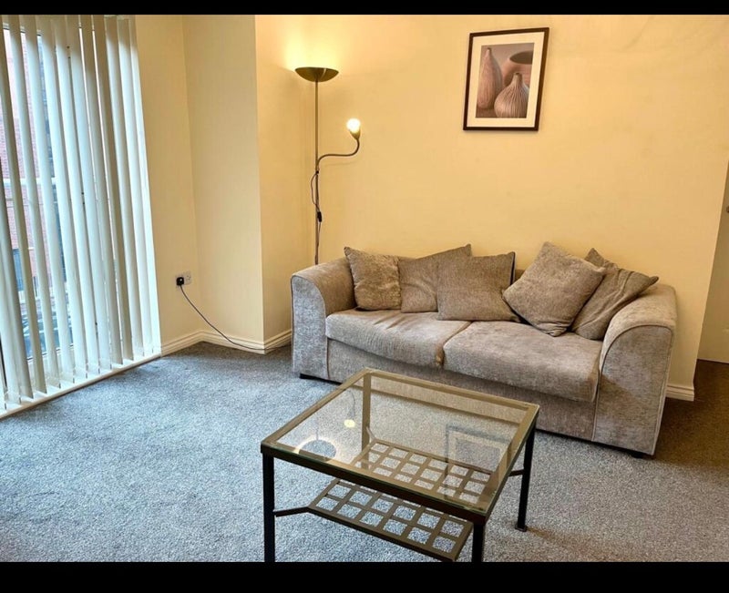 Room Middlewood Street in Salford