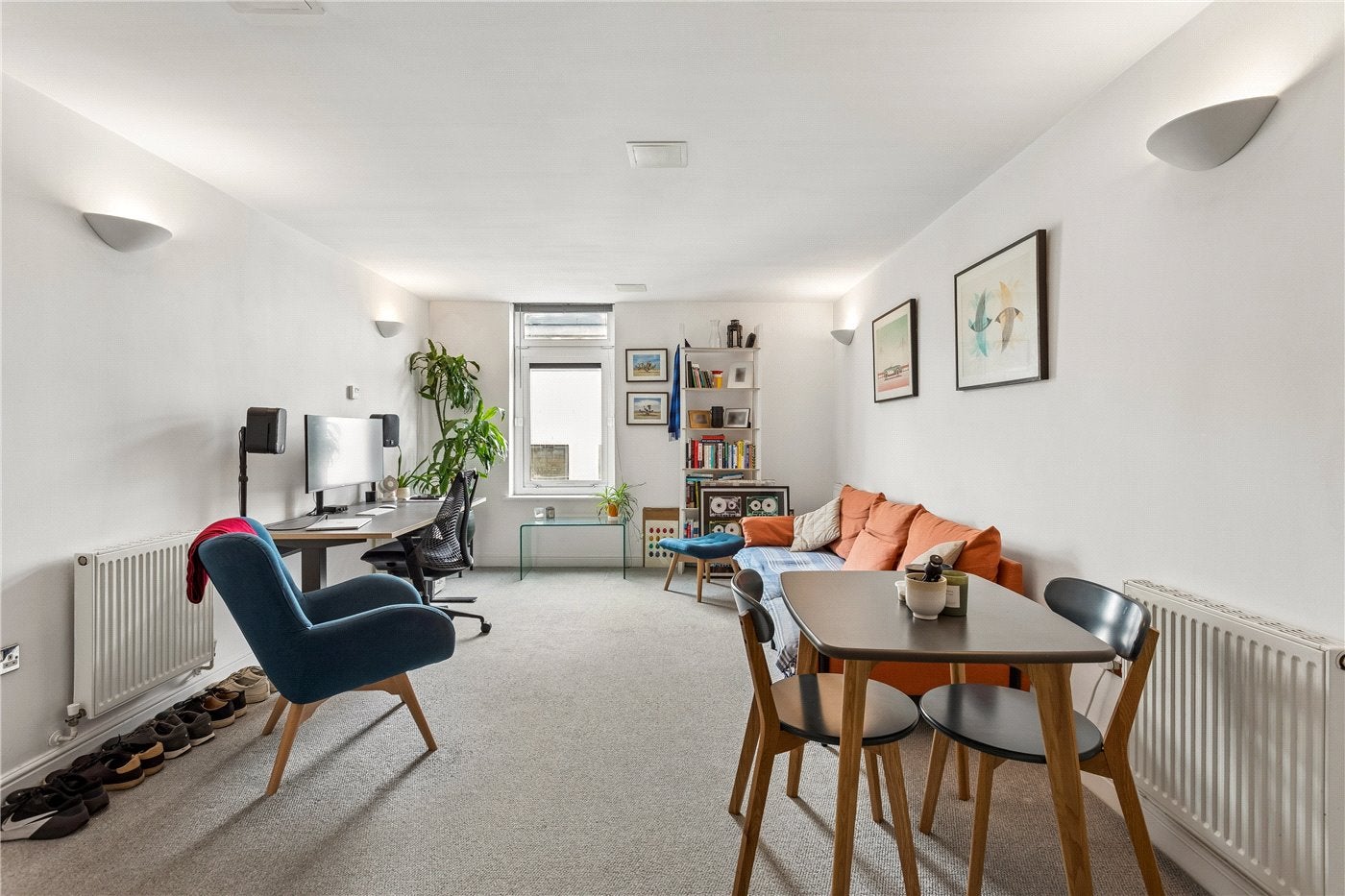 Flat Martello Street in Greater London