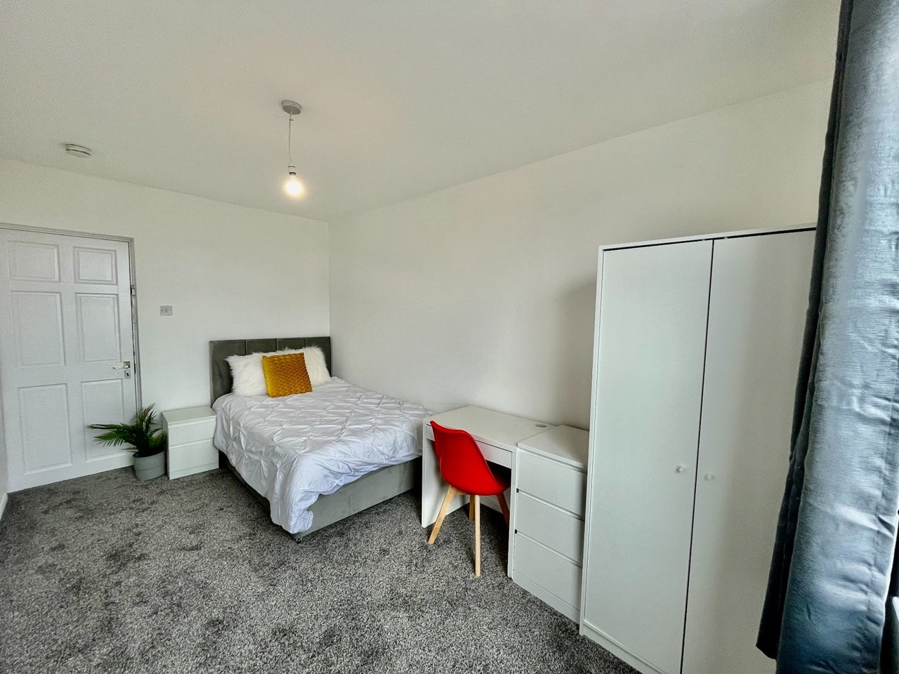 Room Prioress Street in Greater London