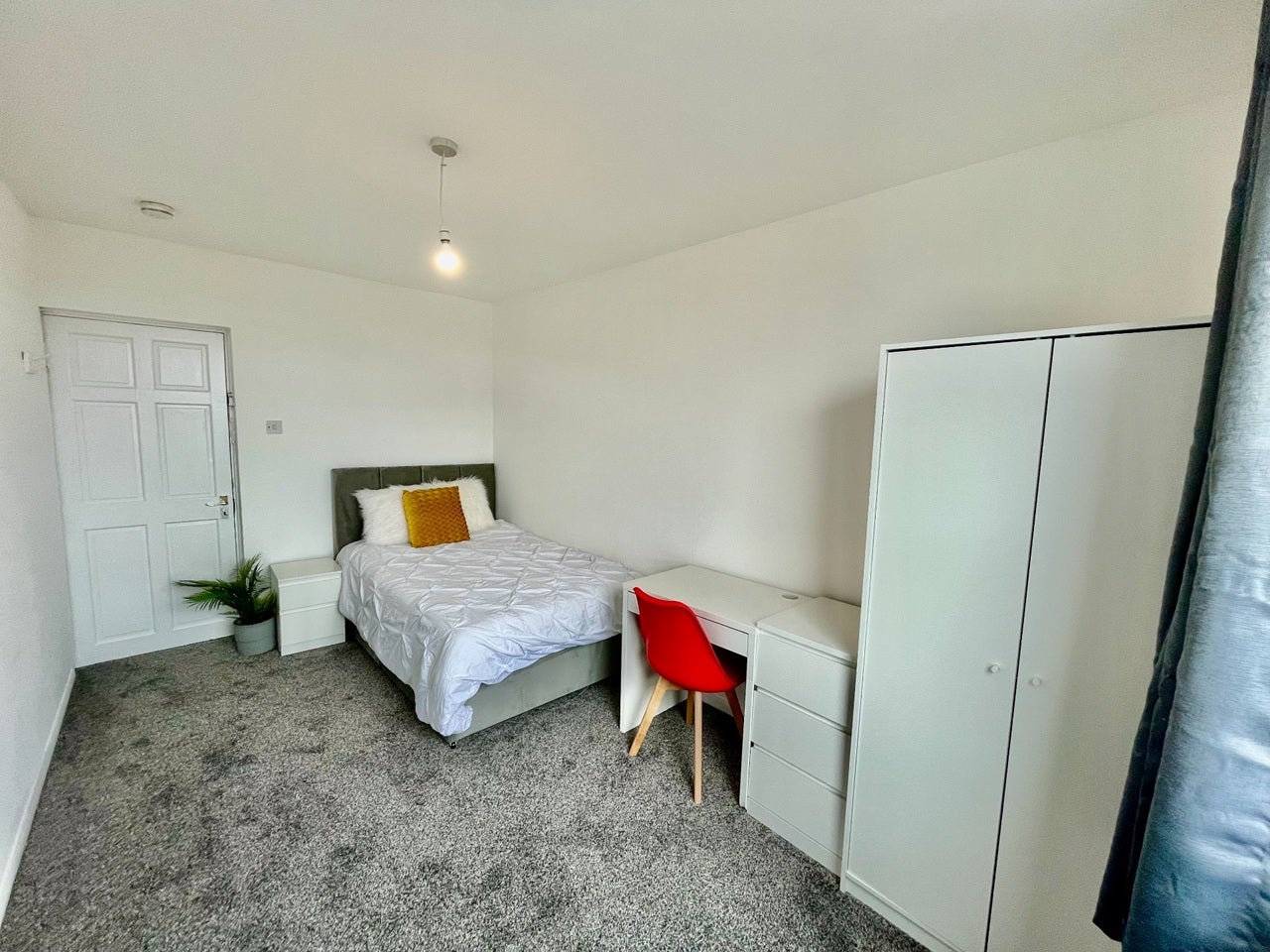 Room Prioress Street in Greater London