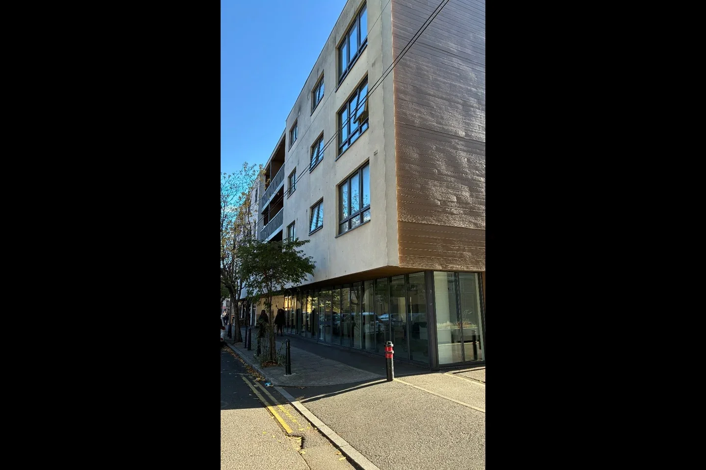 Flat Biggs Square in Greater London