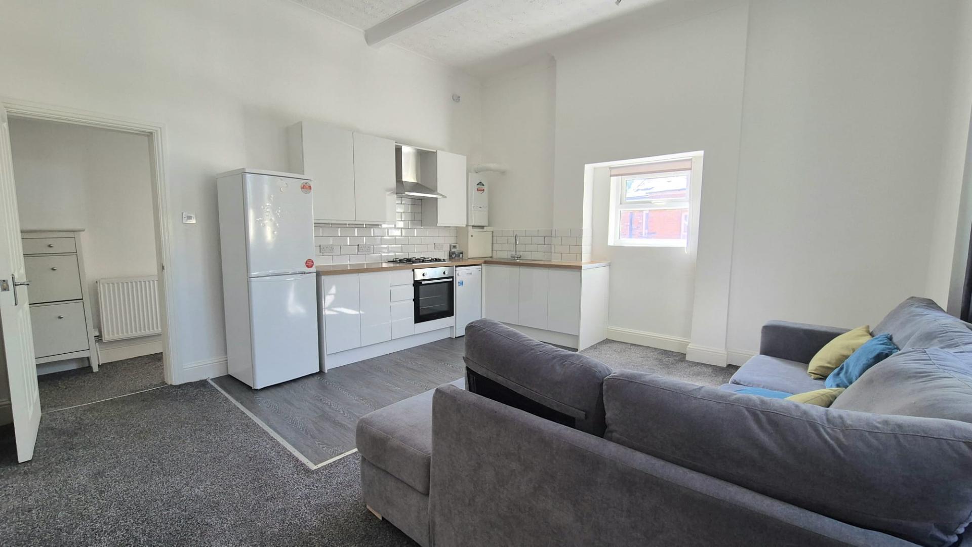 Flat Ladybarn Crescent in Manchester
