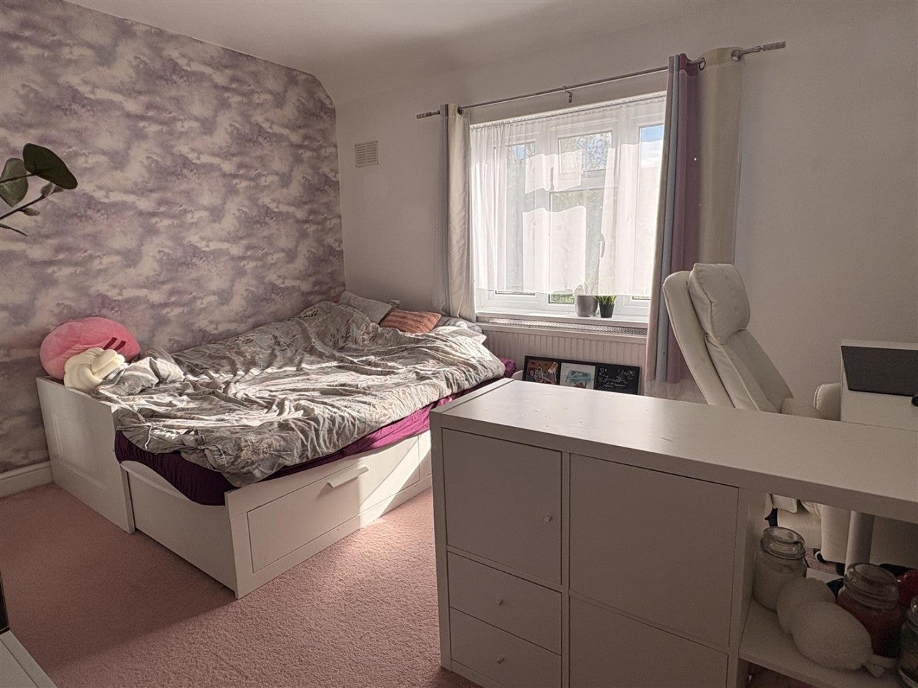 House Caswell Close in Leicester