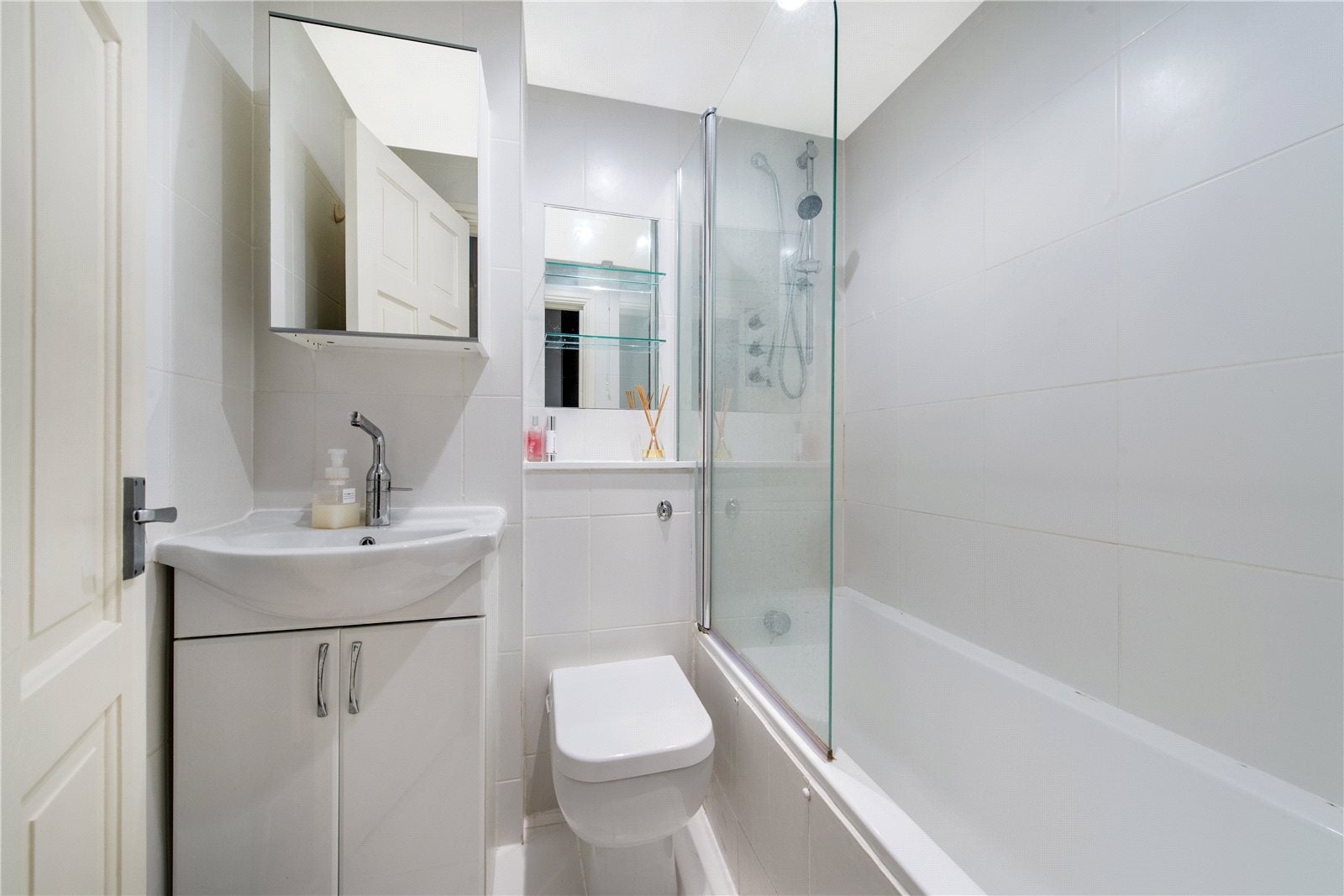 Flat Goldney Road in City of Westminster