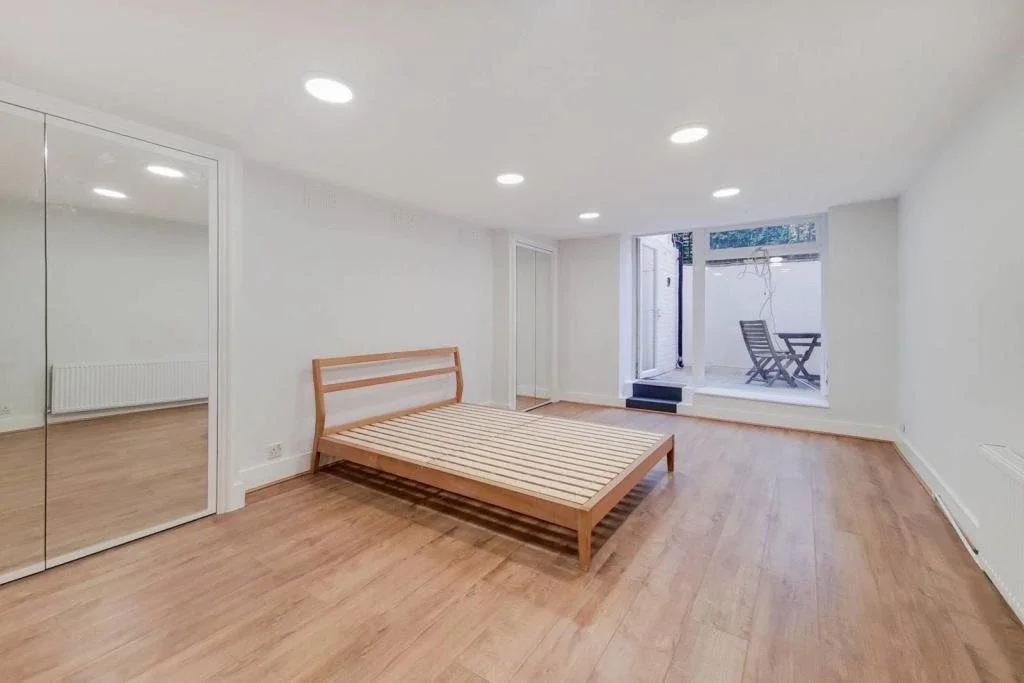 Flat Mornington Crescent in Greater London