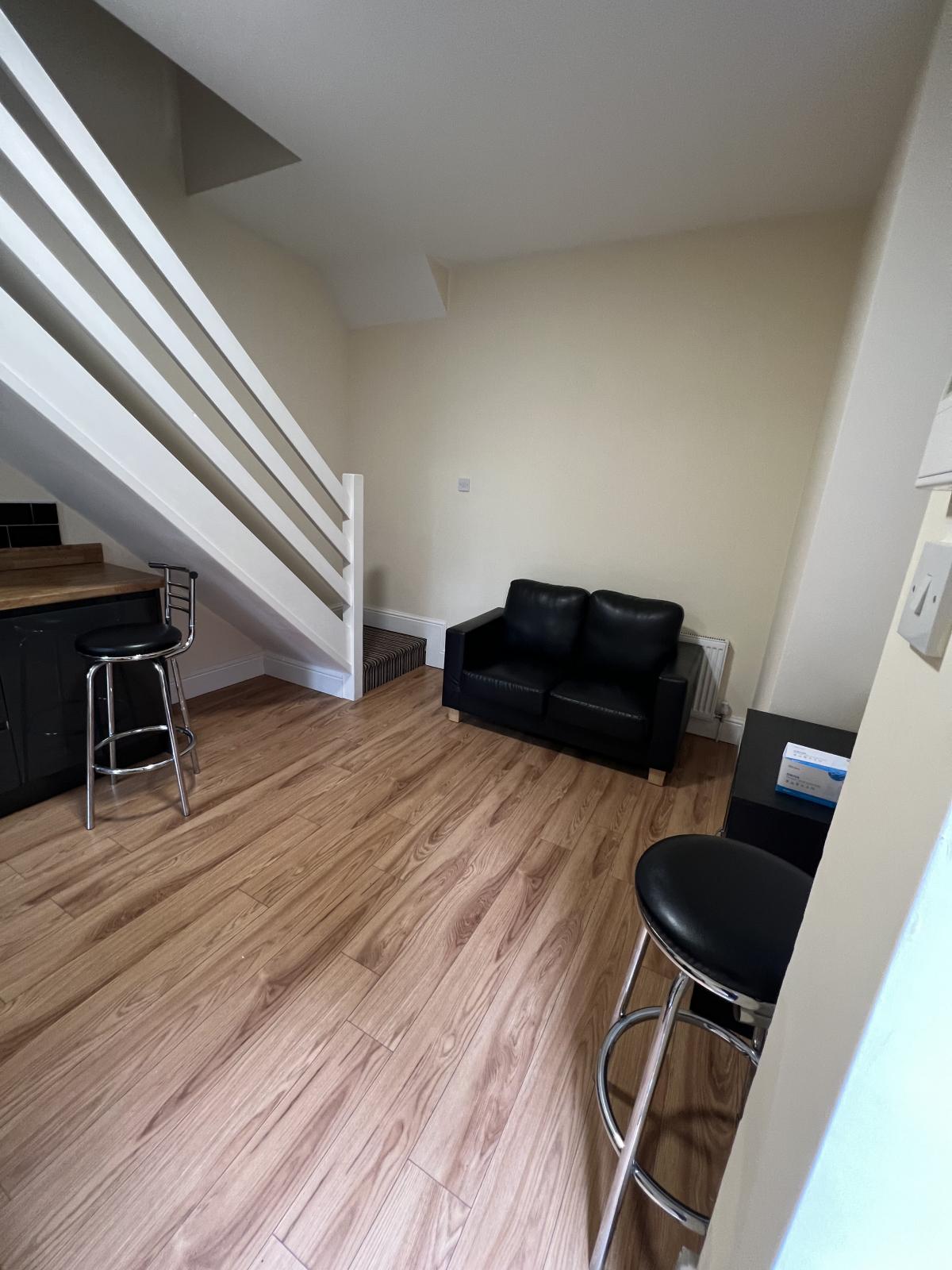 Flat Brighton Grove in Manchester