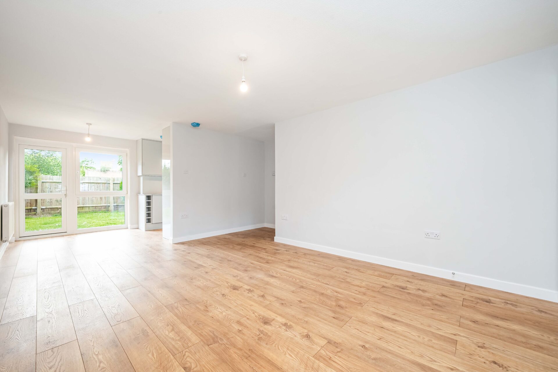 Flat Ewell Road in Greater London