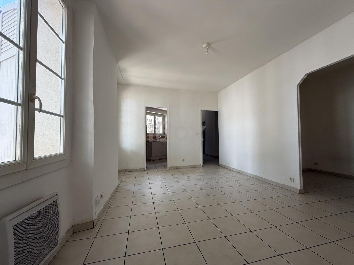 Appartement Place François Bernard à Cuers