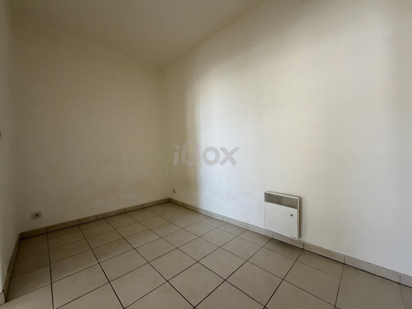Appartement Place François Bernard à Cuers