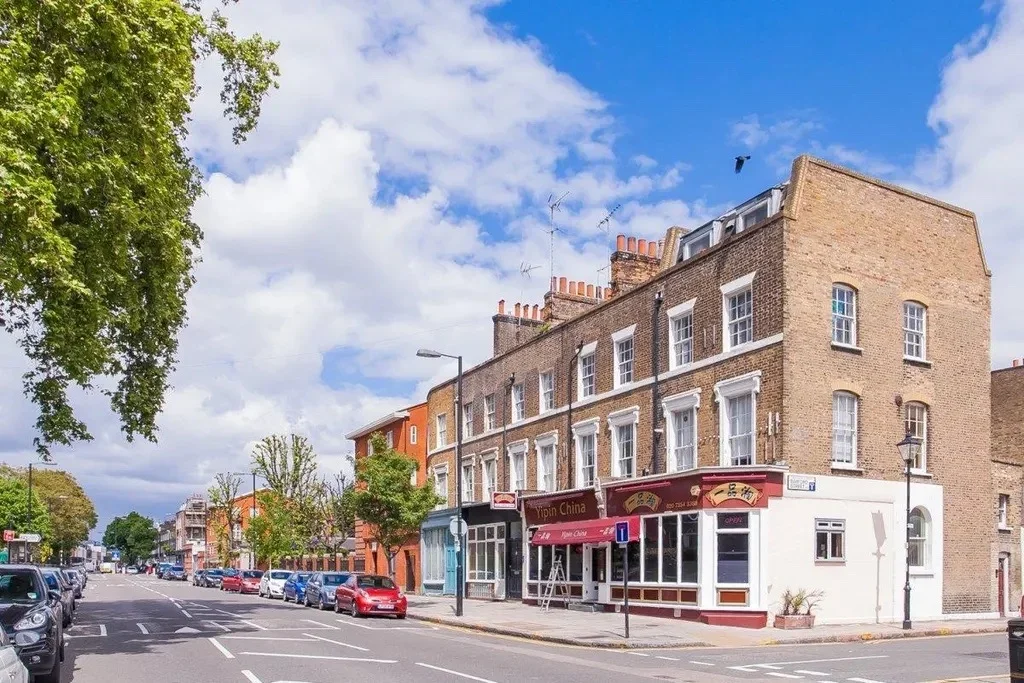 Flat Liverpool Road in Greater London