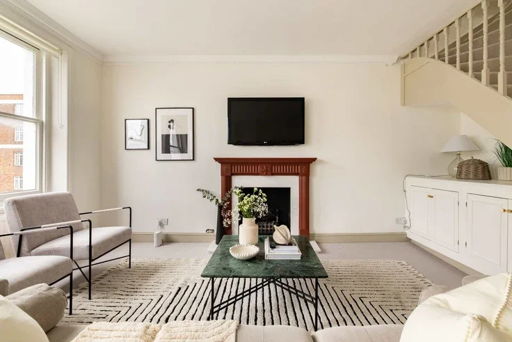 Flat Charleville Road in Greater London