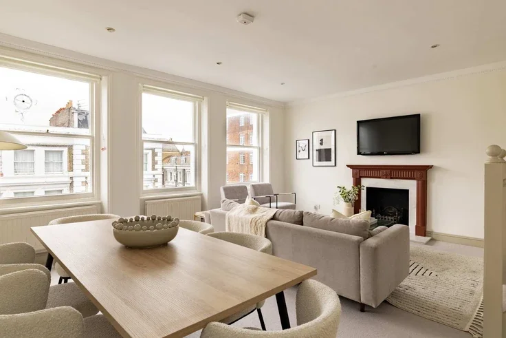 Flat Charleville Road in Greater London