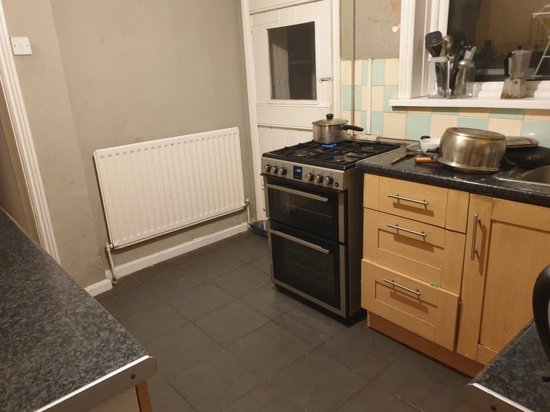 Room Maple Road in Bristol