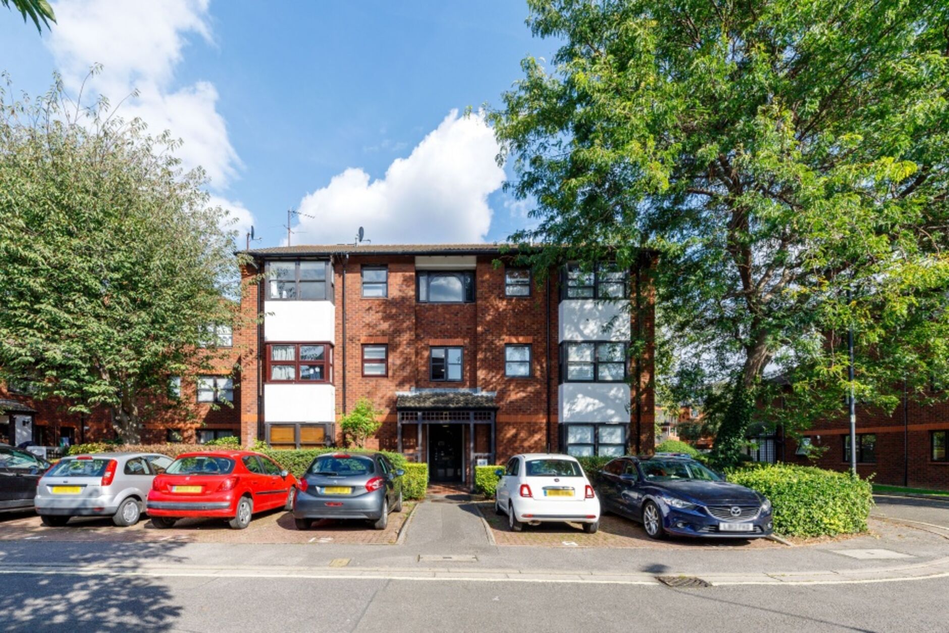 House Holley Road in Greater London