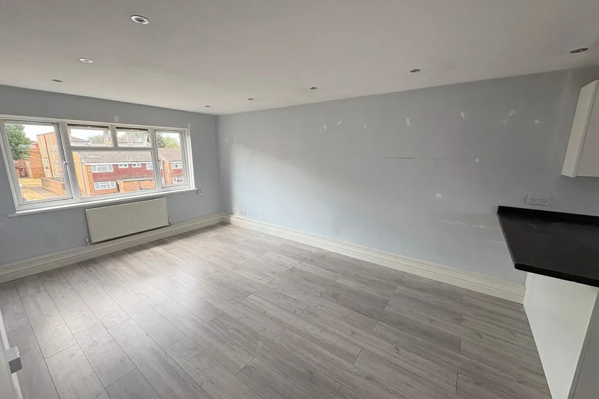 Flat Mulberry Close in Broxbourne