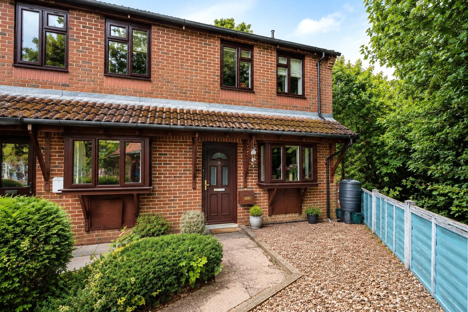 House Huntingdon Road in Woking