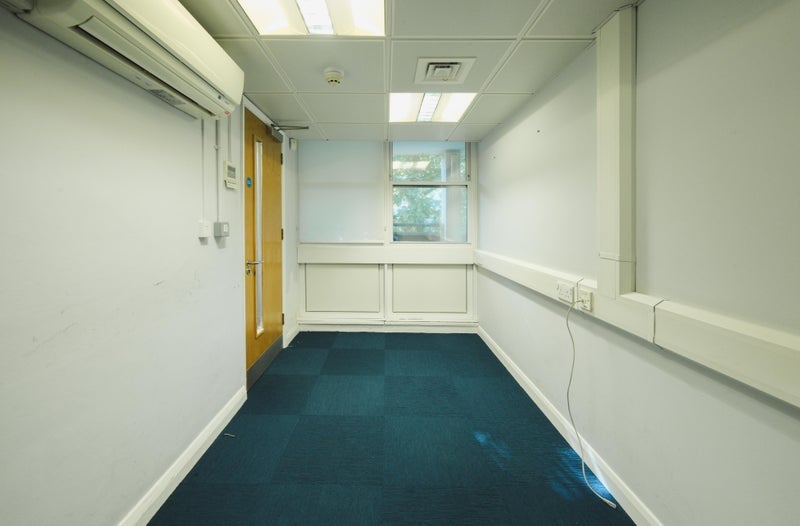 Room Oxford Gardens in Greater London
