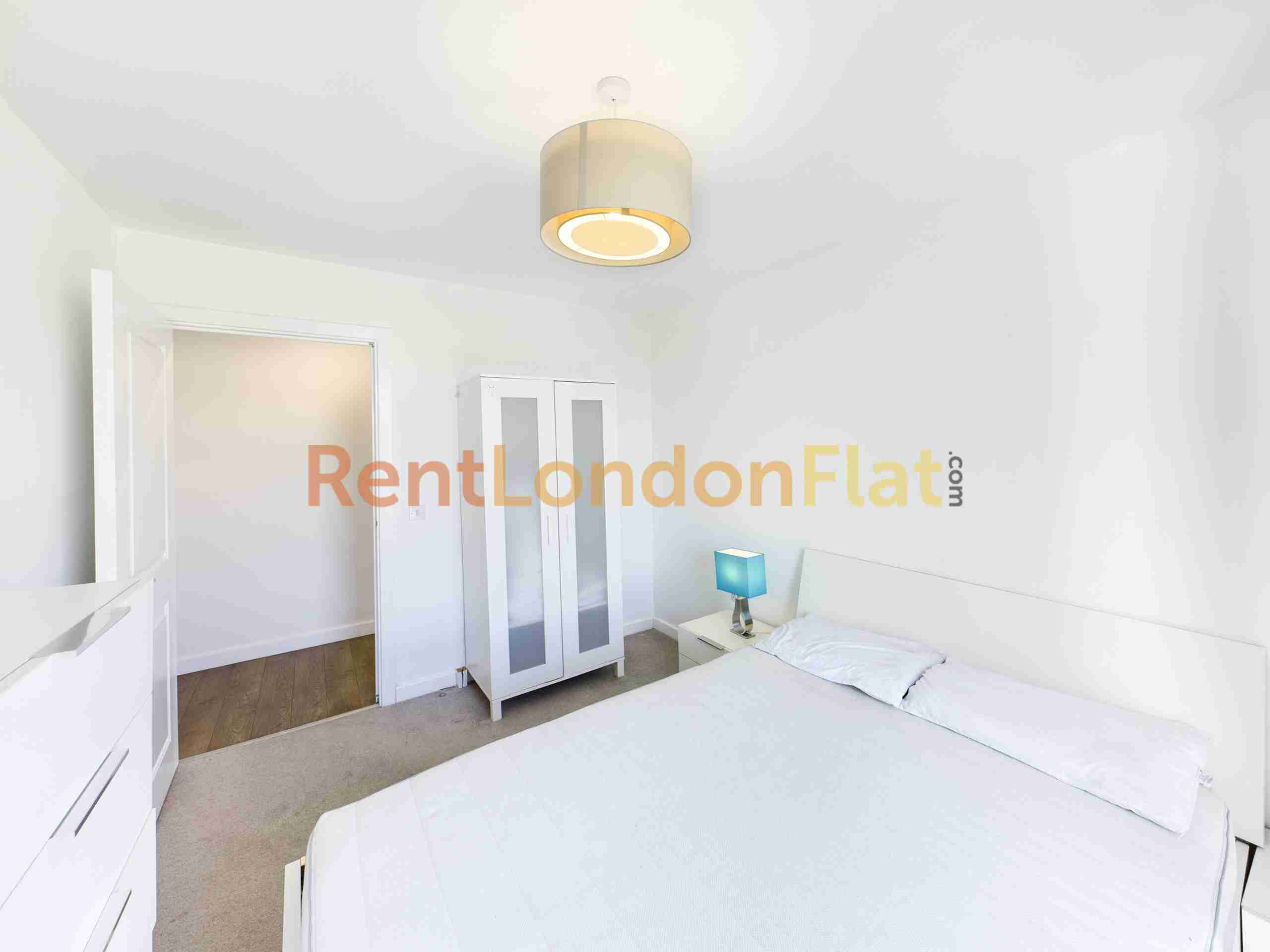Flat Ben Jonson Road in Greater London