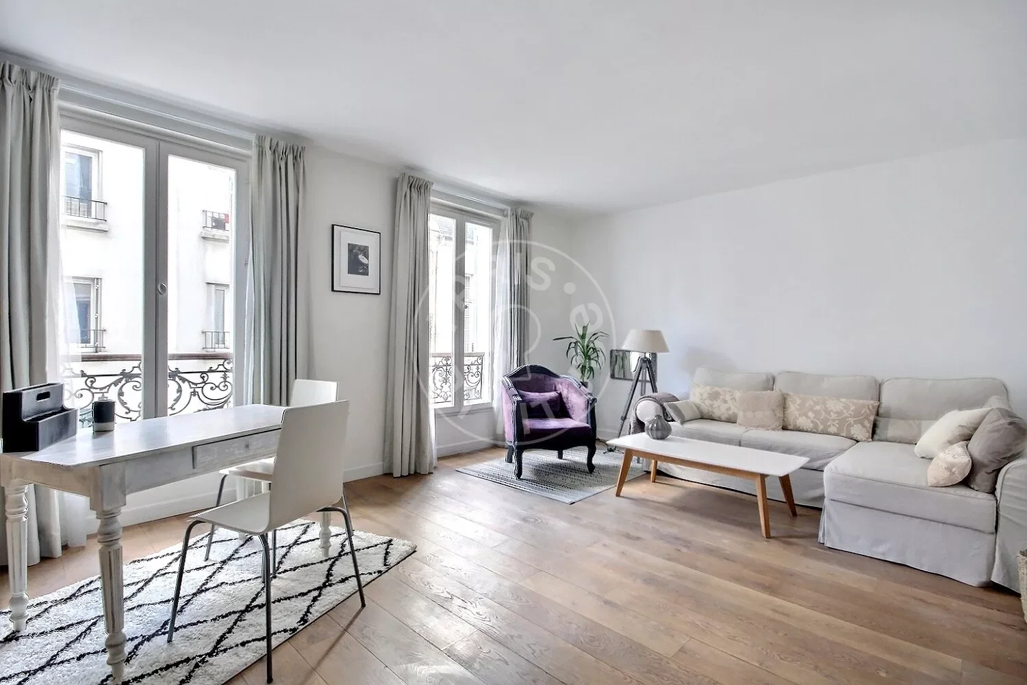 Appartement Rue Chappe à Paris