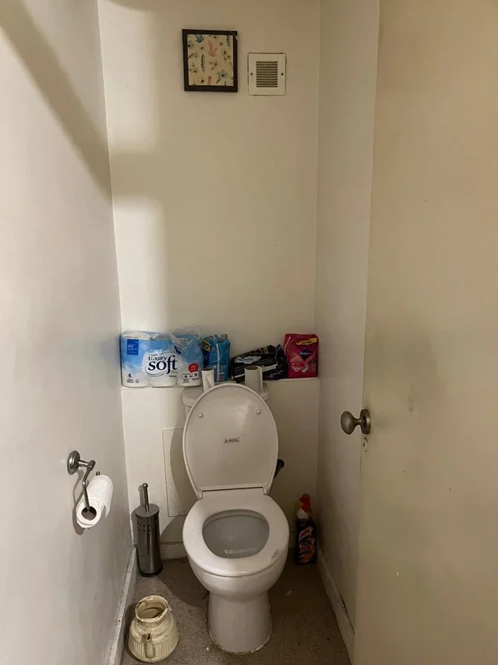 Room Sanctuary Street in Greater London