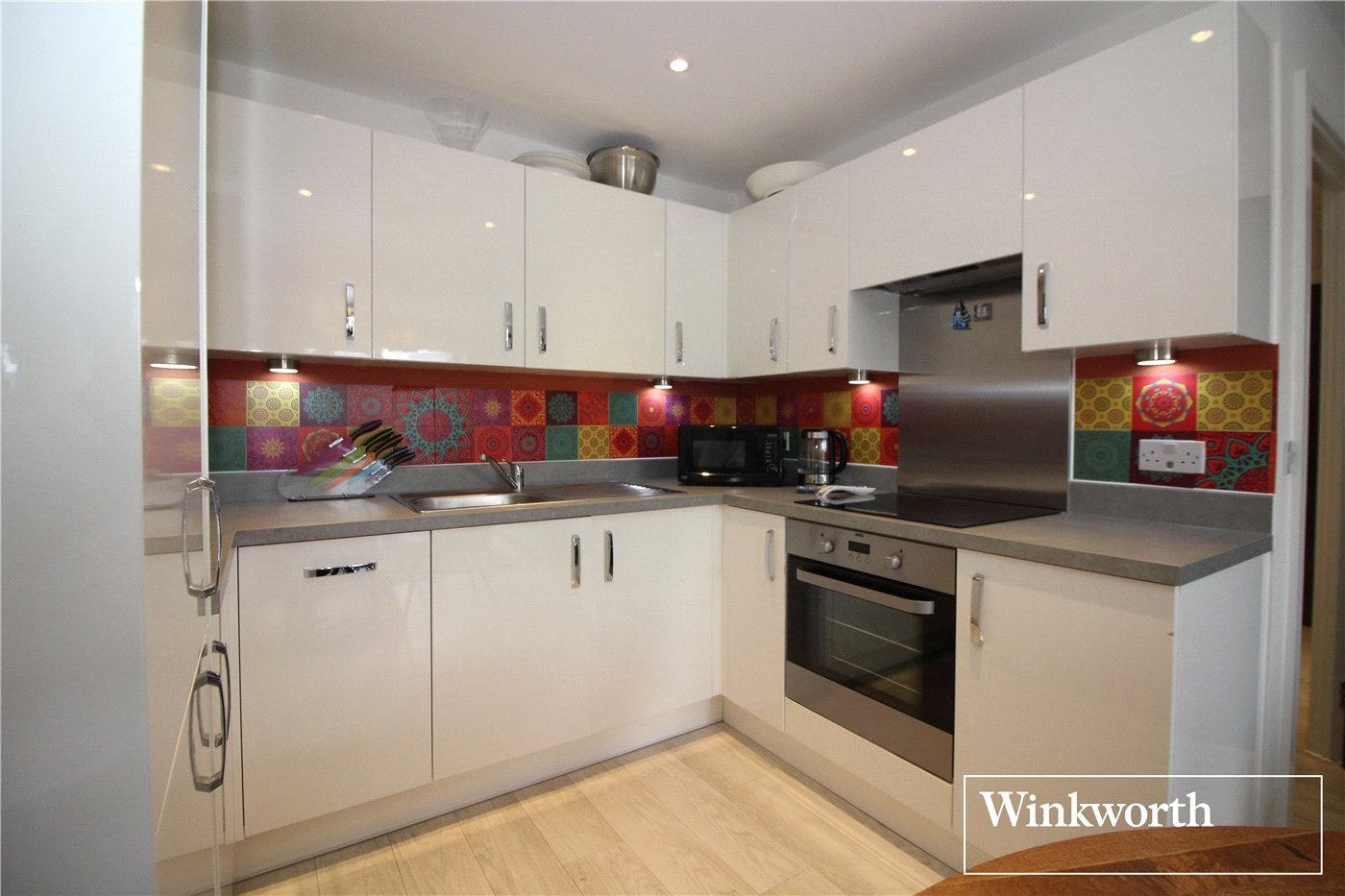 Flat Holmesley Road in Hertsmere