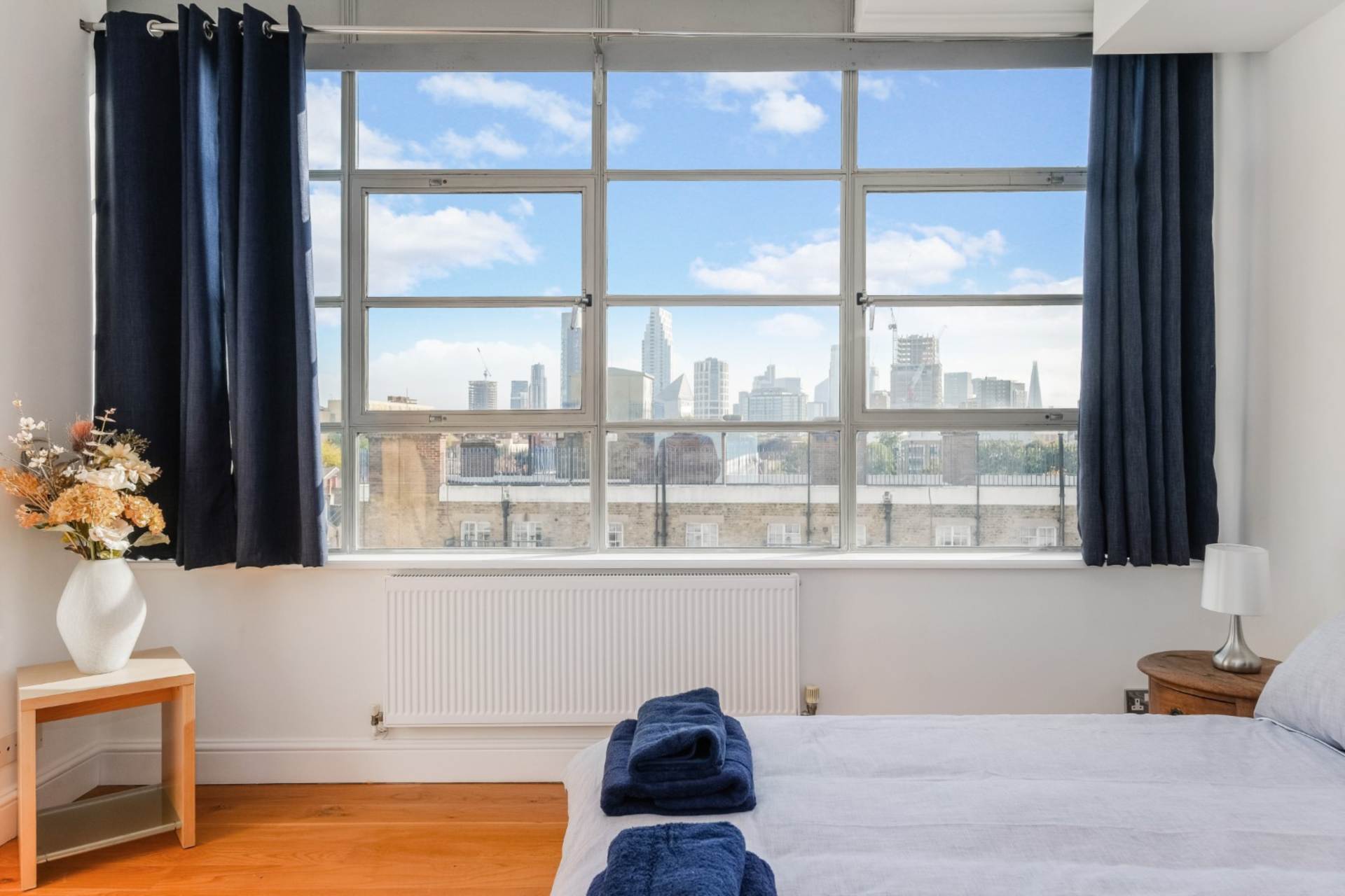 Flat Shepherdess Walk in Greater London