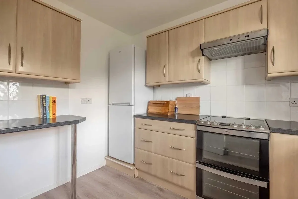 Flat Hillmead Court in Taplow
