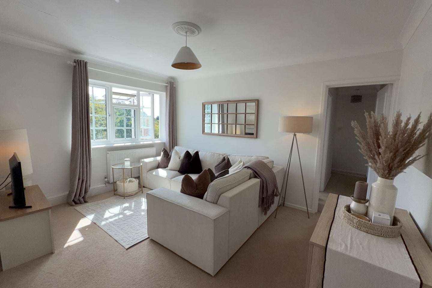 Flat Hillmead Court in Taplow