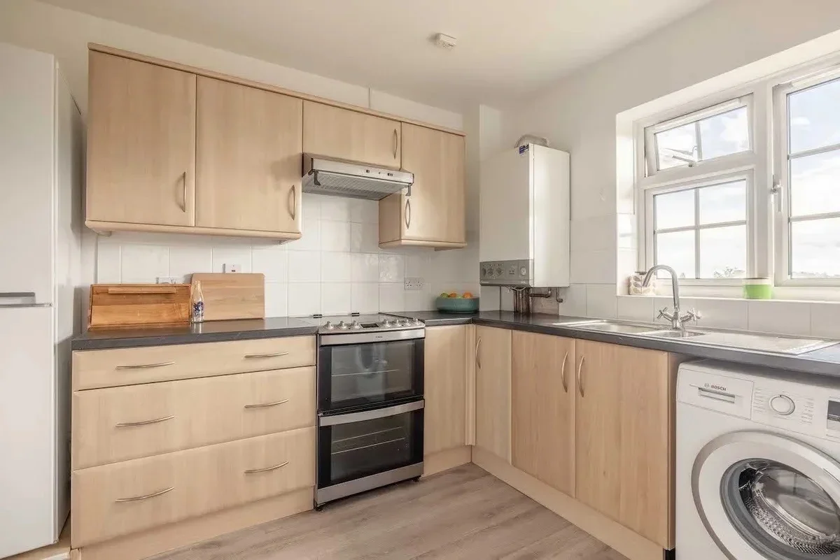 Flat Hillmead Court in Taplow